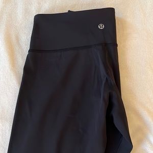 Lululemon leggings. Black, size 6, Never worn,